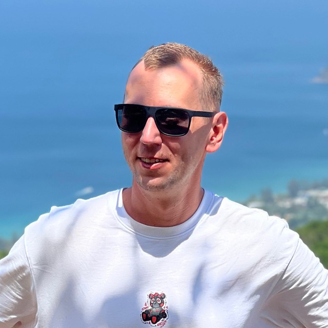 Алексей Червоный